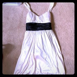 Trixxie white formal dress